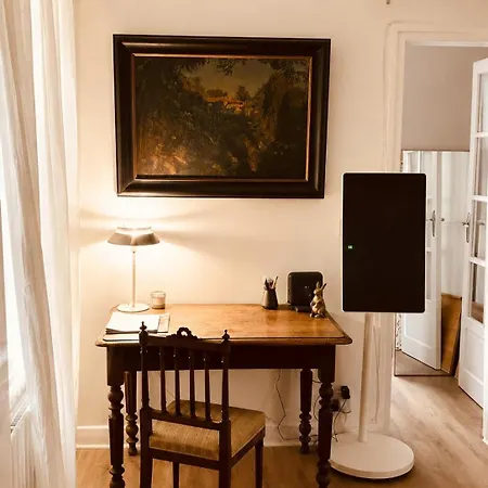 Apartman A Pied Parking Prive Ascenseur